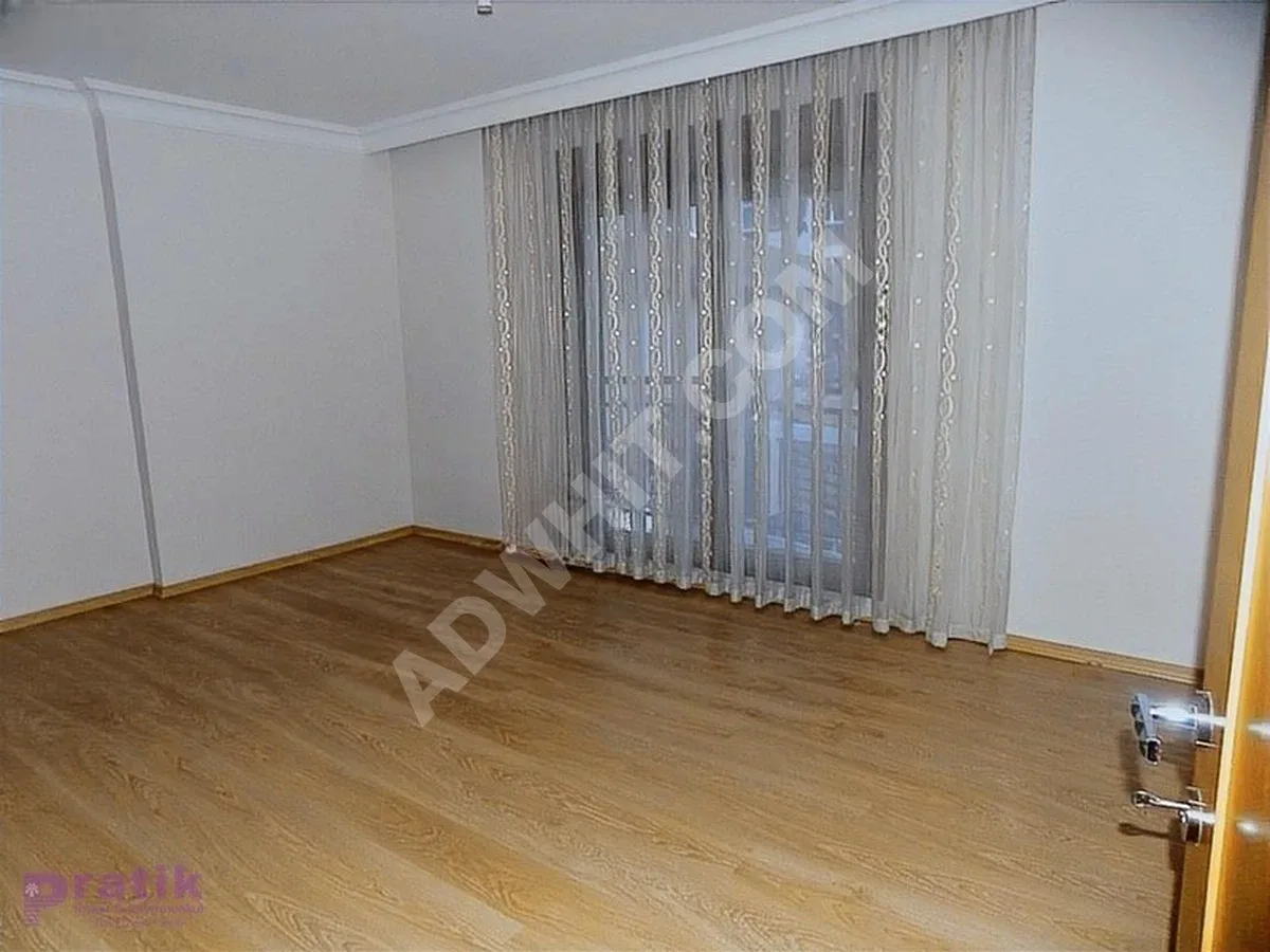 KARTAL SOĞANLIKDA TRİPLEKS İSKANLI MÜSKAKİL EV görsel 2