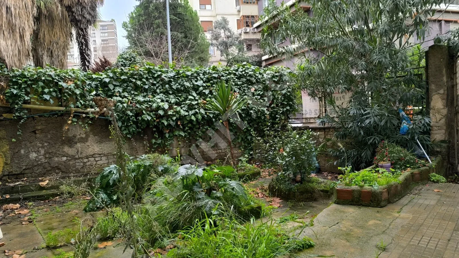 İSTANBUL KADIKÖY KIZILTOPRAKTA SATILIK MÜSTAKİL EV görsel 27