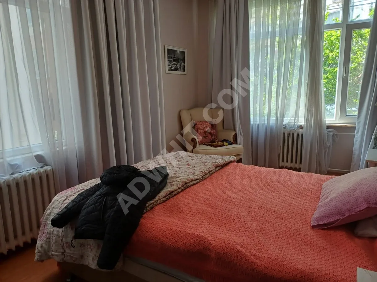 CİHANGİR'DE SATILIK 1+1 DAİRE - NET 60 M² KAPALI MUTFAKLI görsel 8
