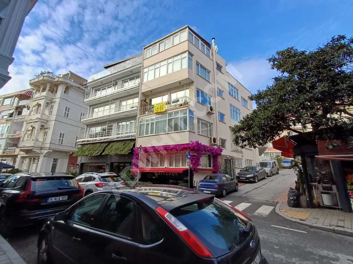 BEŞİKTAŞ BEBEK ARNAVUTKÖY MAHALLESİN'DE 2.5+1 SATILIK DAİRE görsel 23