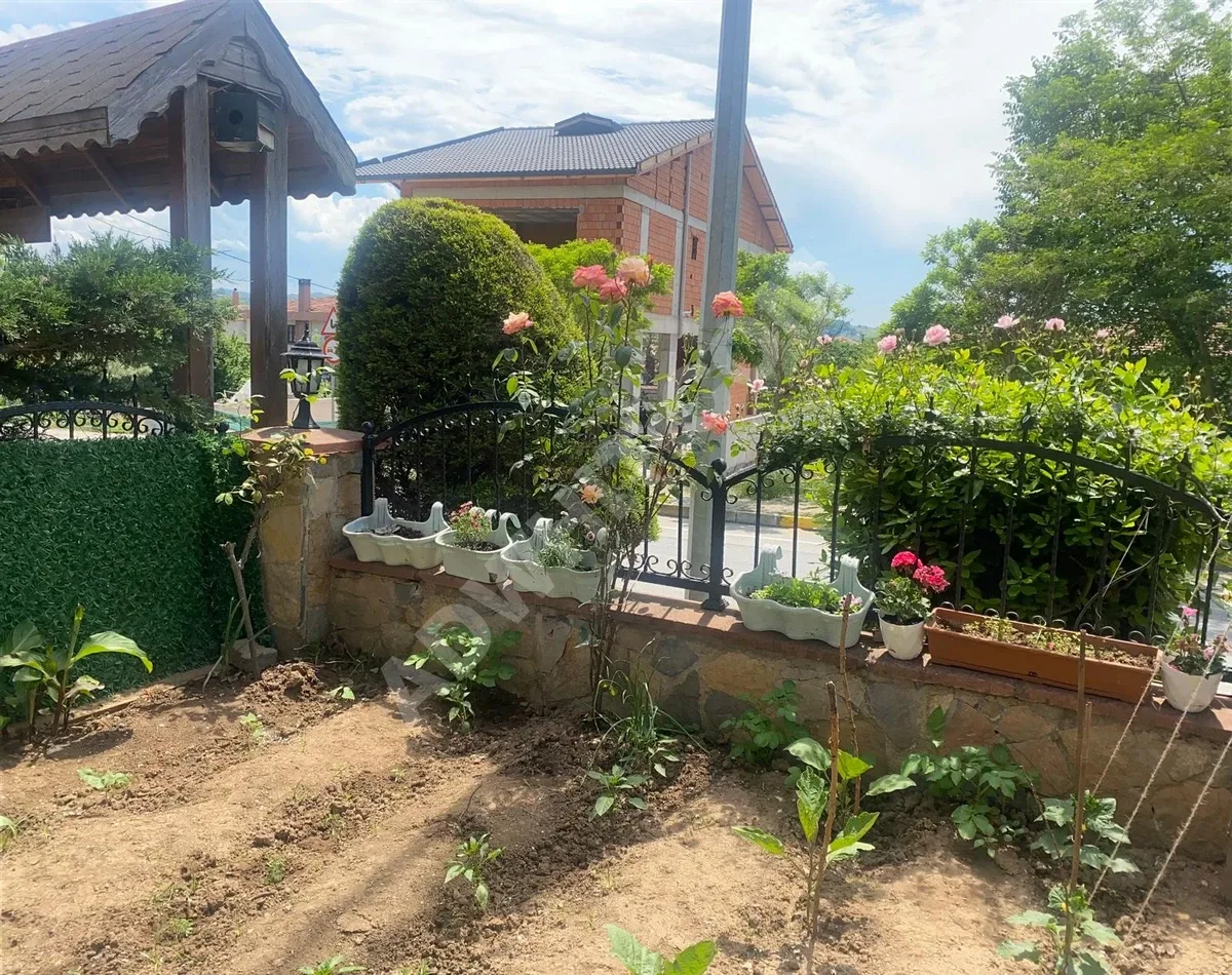 Şile Çavuş Mahallesi’nde Havuzlu. Güvenlikli 4+1 Villa görsel 15