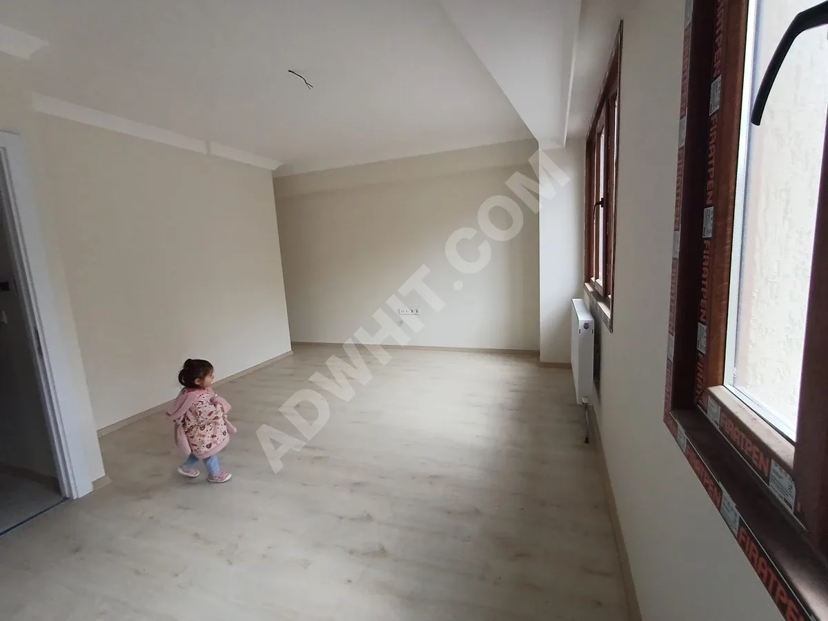 🏡 ÜSKÜDAR MERKEZDE SIFIR BİNADA 3+2 DUBLEX SATILIK DAİRE görsel 9