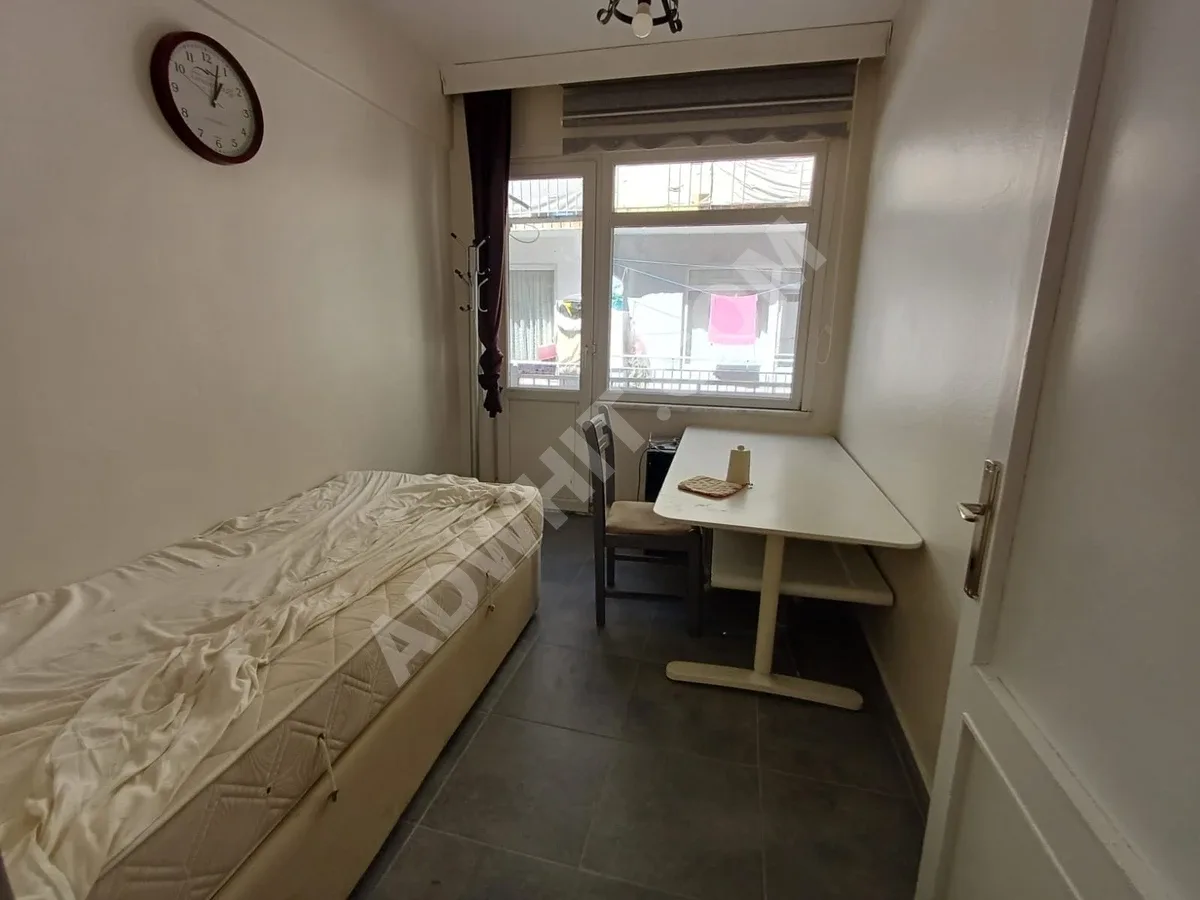 ÜSKÜDAR VALİDE-İ ATİK’TE EŞYALI KİRALIK 2+1 DAİRE görsel 8