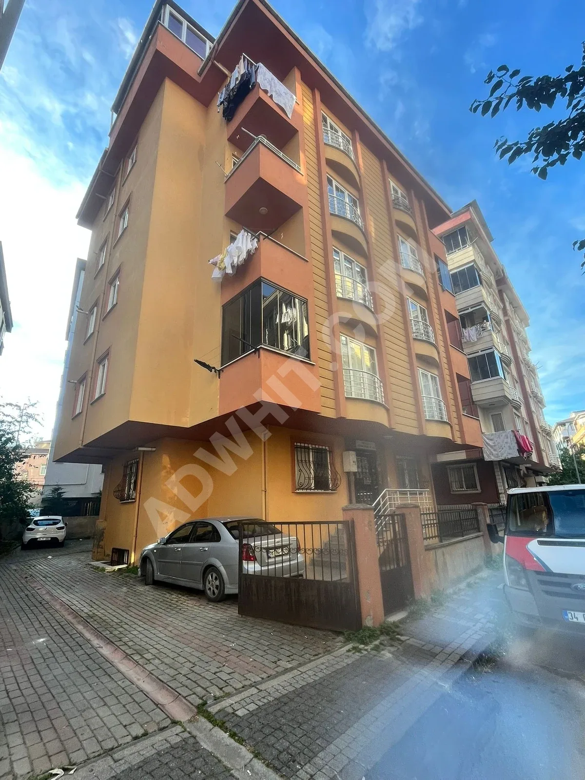 ÜMRANİYE İNKILAP MAHALLESİ'NDE KİRALIK GENİŞ 2+1 DAİRE
