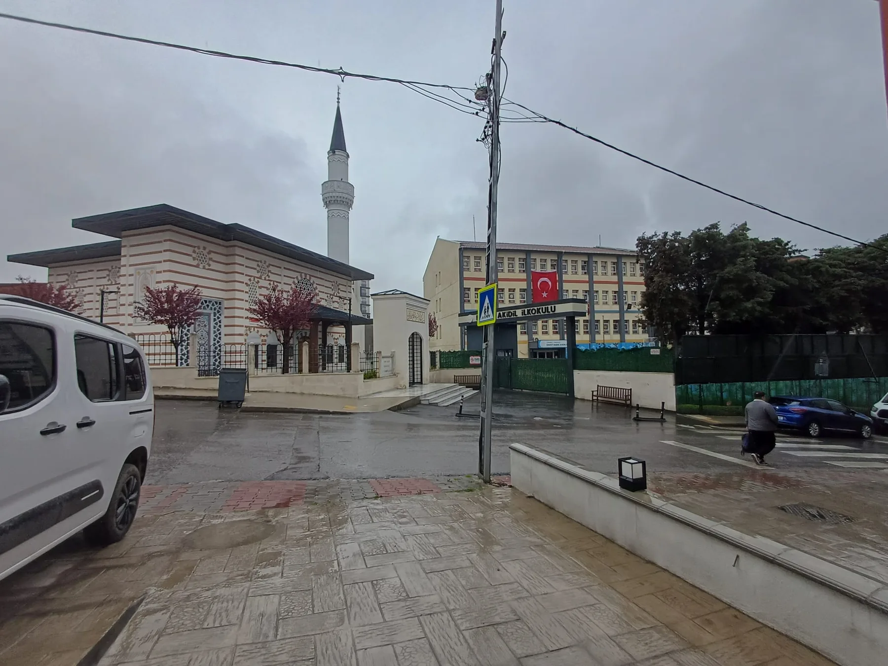 🏢 محل تجاري للبيع على شارع يوكاري دودولو في أُمرانية صورة 8