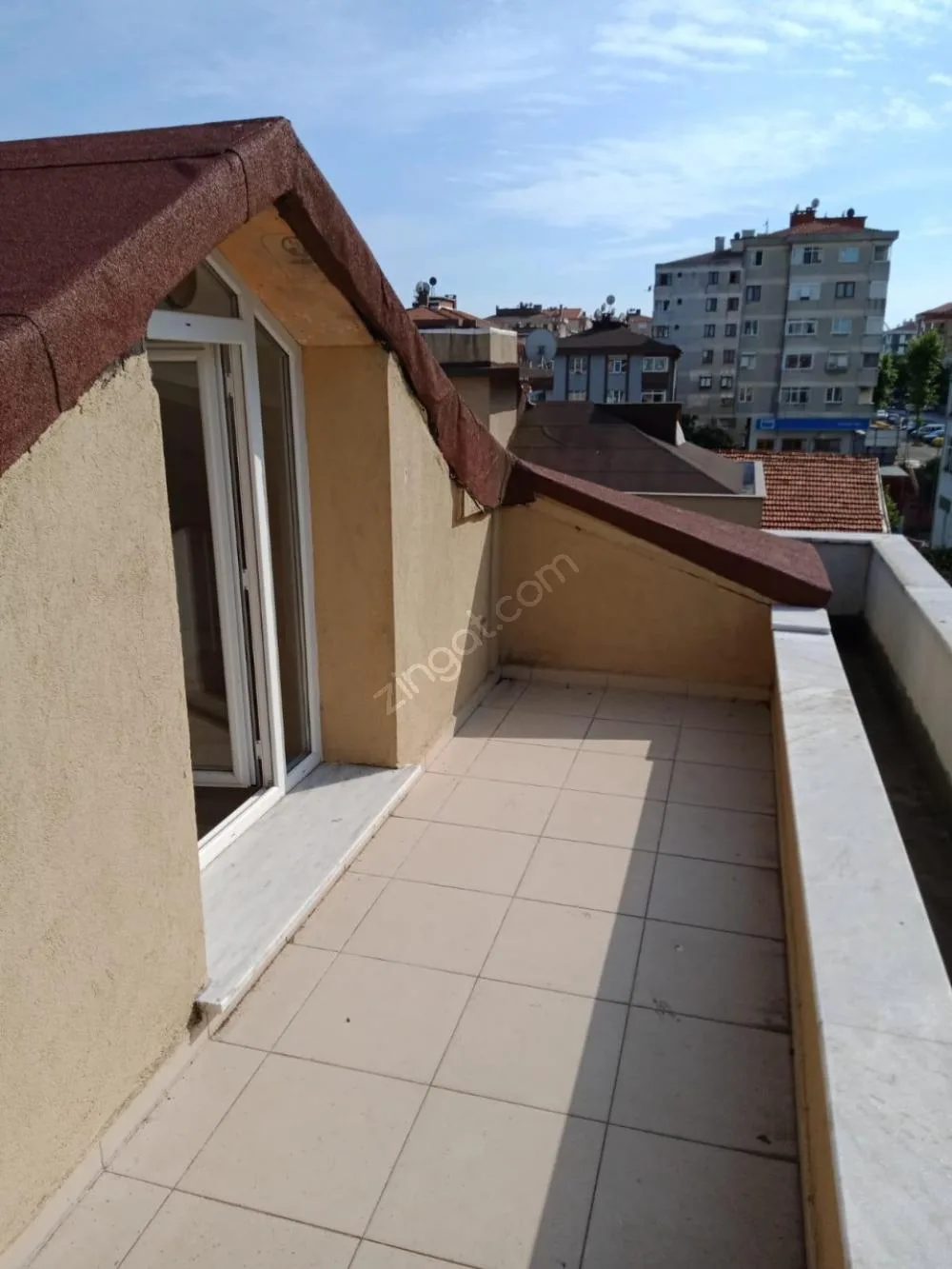 İÇERENKÖY'DE METRO DURAĞINA KOMŞU TERASLI 2+1 DUBLEKS görsel 7