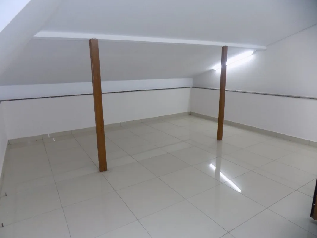 KARTAL SOĞANLIKDA TRİPLEKS İSKANLI MÜSKAKİL EV görsel 3