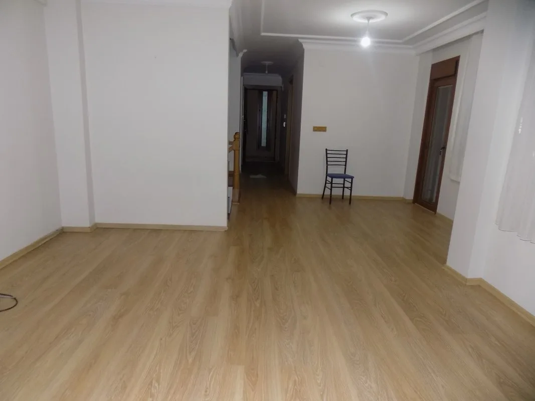 KARTAL SOĞANLIKDA TRİPLEKS İSKANLI MÜSKAKİL EV görsel 9