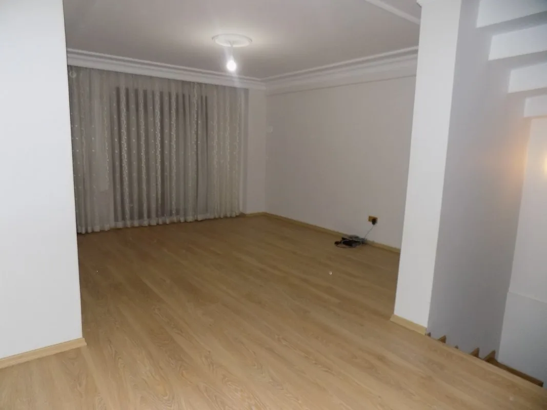 KARTAL SOĞANLIKDA TRİPLEKS İSKANLI MÜSKAKİL EV görsel 43