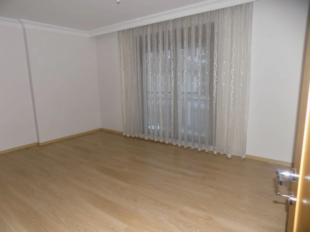 KARTAL SOĞANLIKDA TRİPLEKS İSKANLI MÜSKAKİL EV görsel 41