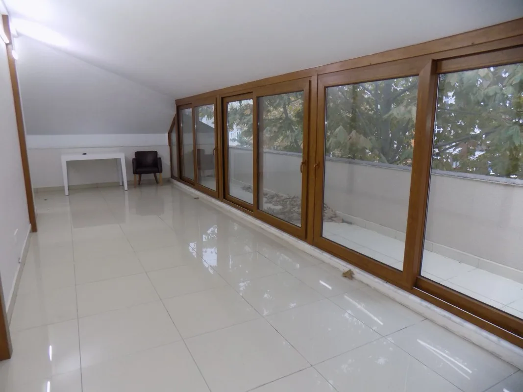 KARTAL SOĞANLIKDA TRİPLEKS İSKANLI MÜSKAKİL EV görsel 26