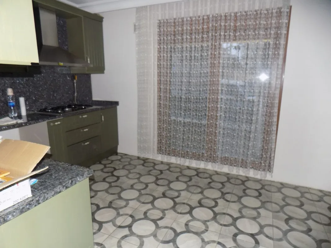 KARTAL SOĞANLIKDA TRİPLEKS İSKANLI MÜSKAKİL EV görsel 4